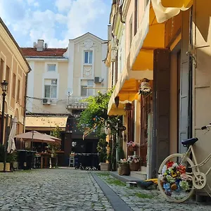 Hancho Sevenups - Kapana Center Bulgaria